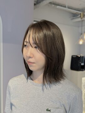 アイノアテネット(AInoa TENET) ナチュラルベージュ/赤み消し/伸ばしかけボブ