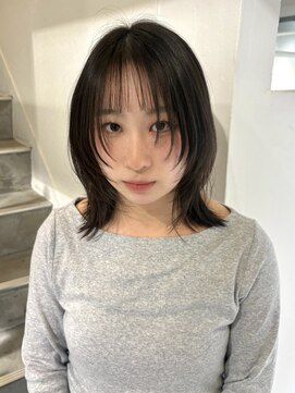 ヨーク(YOKE) 【YOKE】レイヤーボブくびれボブオン眉顔周り前髪ダークグレー