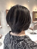 オーガニックトリコ 所沢(organic+tricot)&nbsp;30代40代◎夏カラー◎大人グレージュハイライト×くびれショート