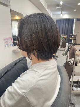 メモリーズ 銀座(Memories) コンパクトショートボブ大人ショート