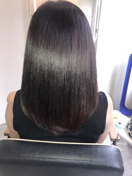 アールサロン アオヤマ(Rr SALON AOYAMA) プラチナミネコラ