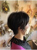 耳だしショートスタイル