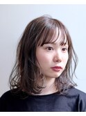 レイヤーカット/フェイスレイヤー/ミディアム/アッシュベージュ