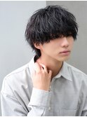 無造作な質感のツイストスパイラルパーマ×マッシュウルフ