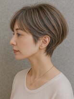ルシードスタイル ラルーチェ(LUCIDO STYLE La Luce)&nbsp;ショートヘアフェイスレイヤー小顔前下がり透明感30代40代50代