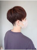 30代40代50代おすすめ　刈り上げ×カジュアルベリーショート