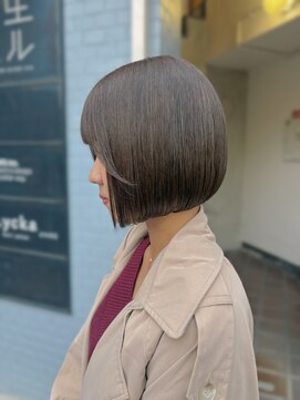 リッカテイル(Lycka till) 小顔ボブ×アッシュブラウン12/1