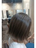 ハイライト×切りっぱなしボブ