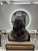 オリーブグレージュ