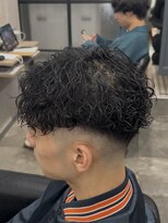 エラ(ELLA)&nbsp;前下がりマッシュ×ツイストスパイラル