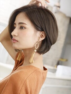 ミンクス 銀座店(MINX) ふんわりトップで美形!ショートレイヤーボブ