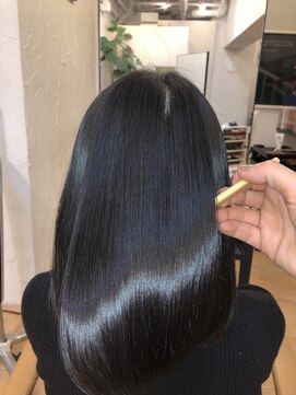 アコンプリッシュ 代官山 恵比寿(accomplish) ミルキーアクアミネコラ