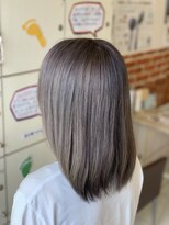 レイフィールド 光の森店&nbsp;ホワイトシルバー