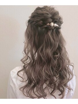 リュドール 可児店(Rue D'or) 大人かわいいハーフアップ