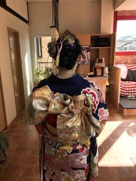 ブルーラグーン 成人式ヘアー