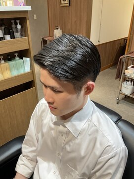 21サロンザバーバー 横浜そごう店(21_salon The BARBER) メンズトラッドツーブロックスタイル[横浜駅/理容室/メンズ]