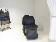 メモリーズ(Memories)の雰囲気（フルフラット式の首に負担の少ないシャンプー台です。）