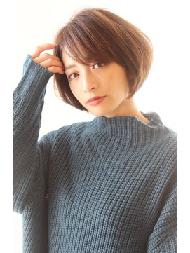 レウナ 外苑前(Reuna) 20代30代40代大人可愛いボブ　丸みが可愛いボブスタイル