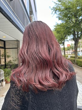 リル 東川口店(Lilou) 艶ピンクカラー