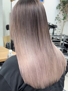 キラ 原宿(KILLA) グレーベージュ_レイヤーロング_ケラチントリートメント髪質改善