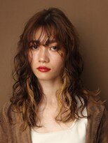 ピークアブー アヴェダ 池袋東武(PEEK-A-BOO AVEDA) ウェーブヘア、無造作ネオソバージュ