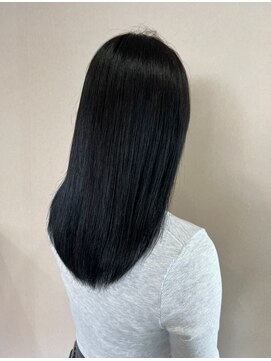 ヘアーアートミュージアム(Hair Art Museum) ブルーブラック/就活前スタイル