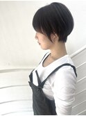 大人可愛いショートボブ
