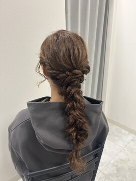 ヘアメイク アンク 編みたらし