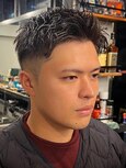 1090黒髪スキンフェード刈り上げショートフェード高松バーバー