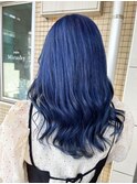 ネイビーブルー