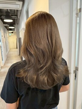 ムード(MOOD,) 暗めカラー/グランマッシュ[レイヤーカット/髪質改善/銀座]