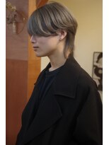 エディ(Edy)&nbsp;マッシュウルフオリーブベージュケアブリーチ眉毛カット外国人風