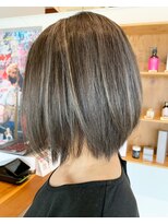 ワンバイワン(One×One) 細めコントラストハイライト