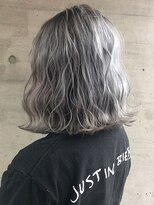 ヘアースタジオ アール(Hair Studio R) 20代にオススメ！切りっぱなしボブ×ハイトーングレージュカラー