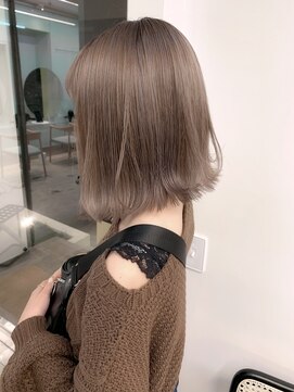 シキ 渋谷(siki) 【siki】まろやかオリーブグレー(原宿/表参道)