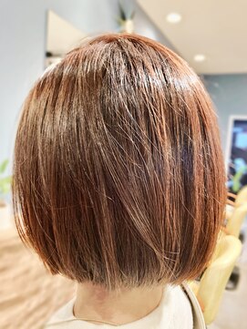 美容室ブラッシュアップ ワンレンボブ