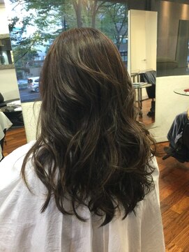 アプローズ(Applause) カラー(ピュアモイスト)・Cut