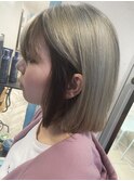 インナカラー ホワイト シルバー ボブ ケアブリーチ 名東区