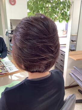 ウエーブ 大人可愛いレイヤーボブ