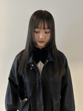 ニコフクオカヘアーメイク(NIKO Fukuoka Hair Make) [NIKO]オリーブグレージュ/顔周りレイヤー/ロングヘア