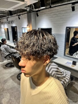 エイトメン 吉祥寺店(EIGHT MEN) ツイストスパイラルパーマ　マッシュツーブロック　刈り上げ