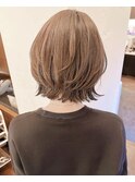 小顔イメチェン、ブルーグレージュカラーくびれレイヤーボブ