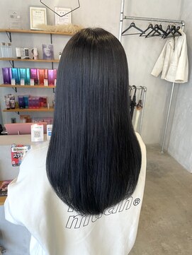 シェル 津山の手店(shel) 20代30代40代大人可愛い韓国風ブルーブラック透明感