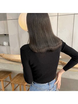 ミント(mint) スモーキーなアッシュグレージュ！透明感◎