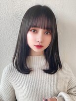 アフロート ディル(AFLOAT D'L) 黒髪透明感ぱっつん前髪小顔顔まわりミディアムレイヤー髪型