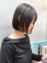 ロンドポレール 北千住(Lond polaire)&nbsp;ミニウルフチェリーブラウンブリーチなしショートボブ前髪