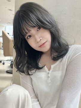 ザック ヴィ(ZACC  vie) ミディアムレイヤー/赤み消しカラー/オリーブグレージュ