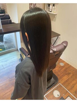 クラッチ 縮毛矯正ストレート