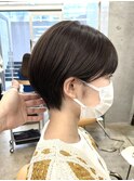 ショート　ショートボブ　ハンサムショート　前髪　暗めカラー
