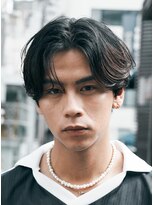 レタッチ バイ フィフス 天神大名(RETOUCH by fifth) 福岡天神緩めメンズニュアンスパーマセンターパートウルフカット